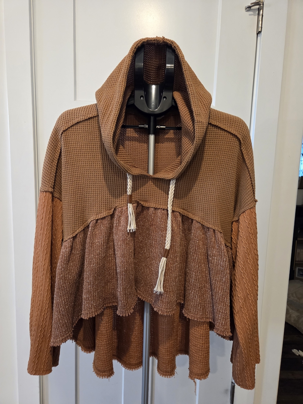 110. POL Women's Rust Brown Hooded High Low Sweater